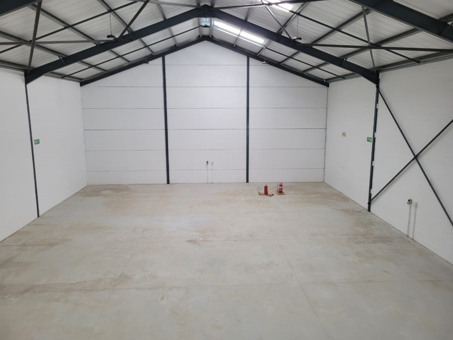 To Let commercial Property for Rent in Killarney Gardens Western Cape